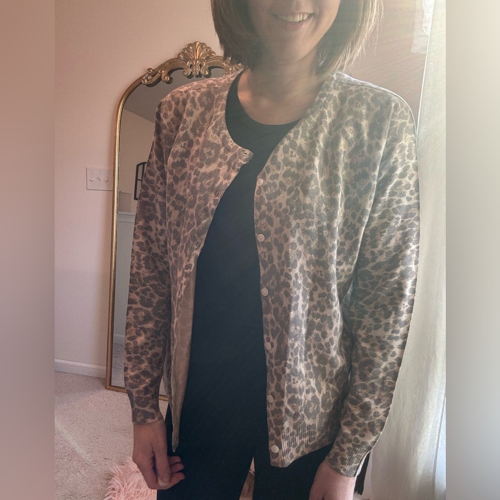 NWT Leopard cheetah Print button down Cardigan NWT - image 7